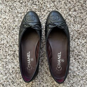 Chanel Black ballet / ballerina flats 36